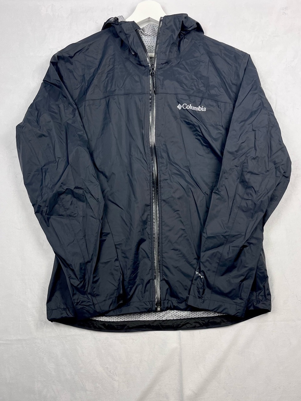 Columbia Omni-Tech Black Waterproof Hooded Rain Jacket Outdoor Shell Size Medium